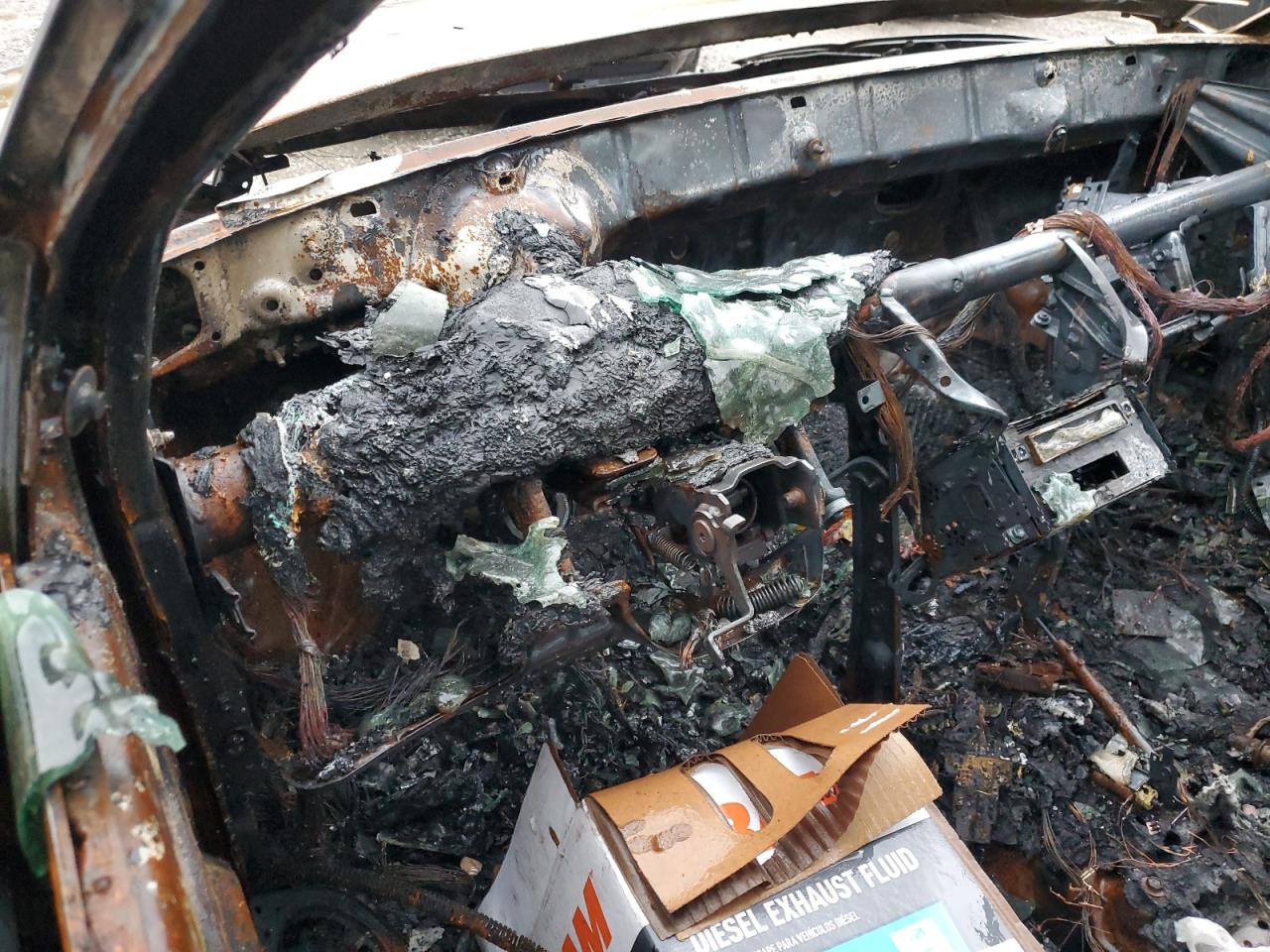 2001 Toyota Camry Ce L VIN: 4T1BG28K51U783828 Lot: 83849425