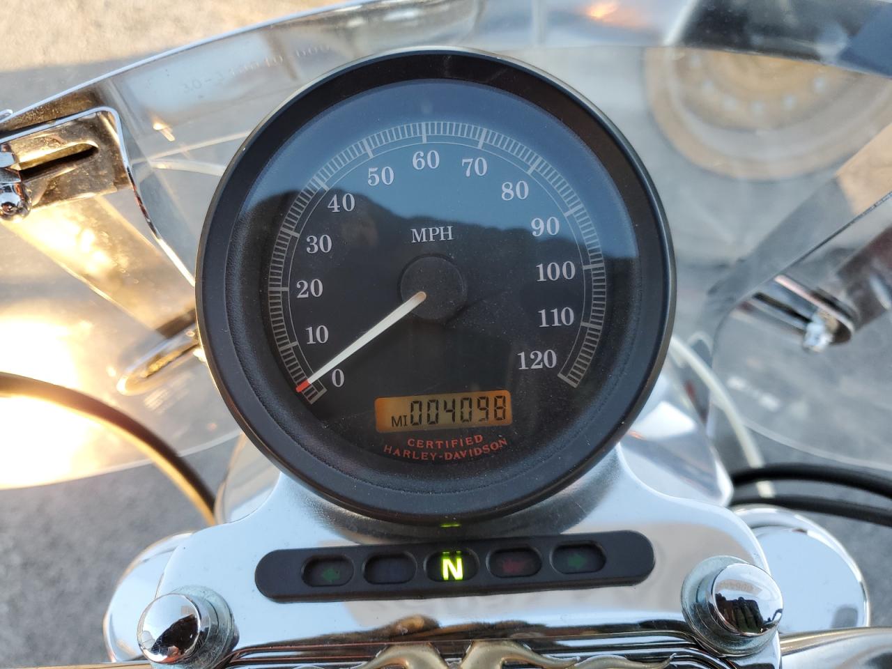 2005 Harley-Davidson Xl883 L VIN: 1HD4CMM385K407773 Lot: 80644505