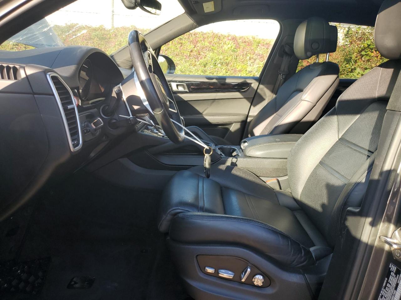 2019 Porsche Cayenne VIN: WP1AA2AY6KDA17655 Lot: 84252985