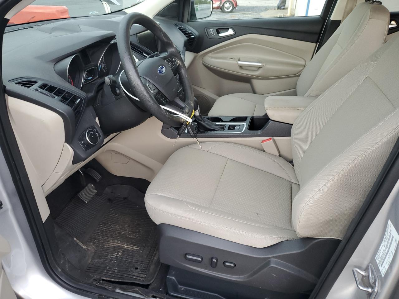 2017 Ford Escape Se VIN: 1FMCU9G99HUB35102 Lot: 84388925