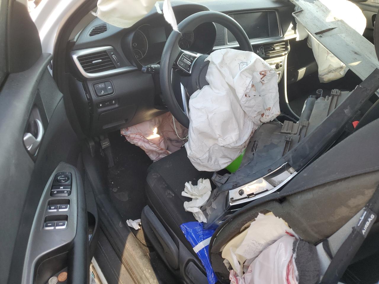 2020 Kia Optima Lx VIN: 5XXGT4L33LG390937 Lot: 82168525