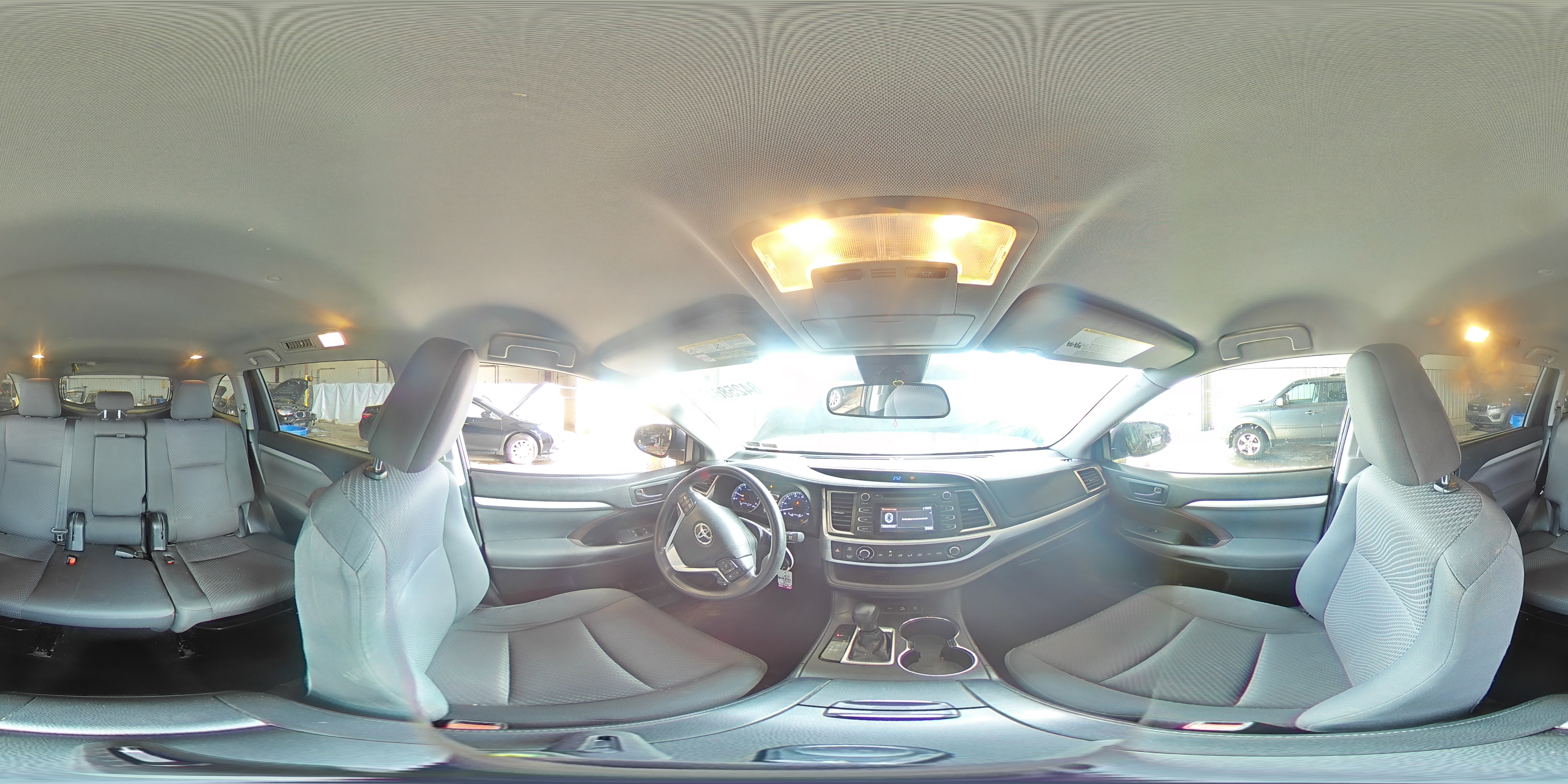 2018 Toyota Highlander Le VIN: 5TDBZRFH5JS808973 Lot: 84258645