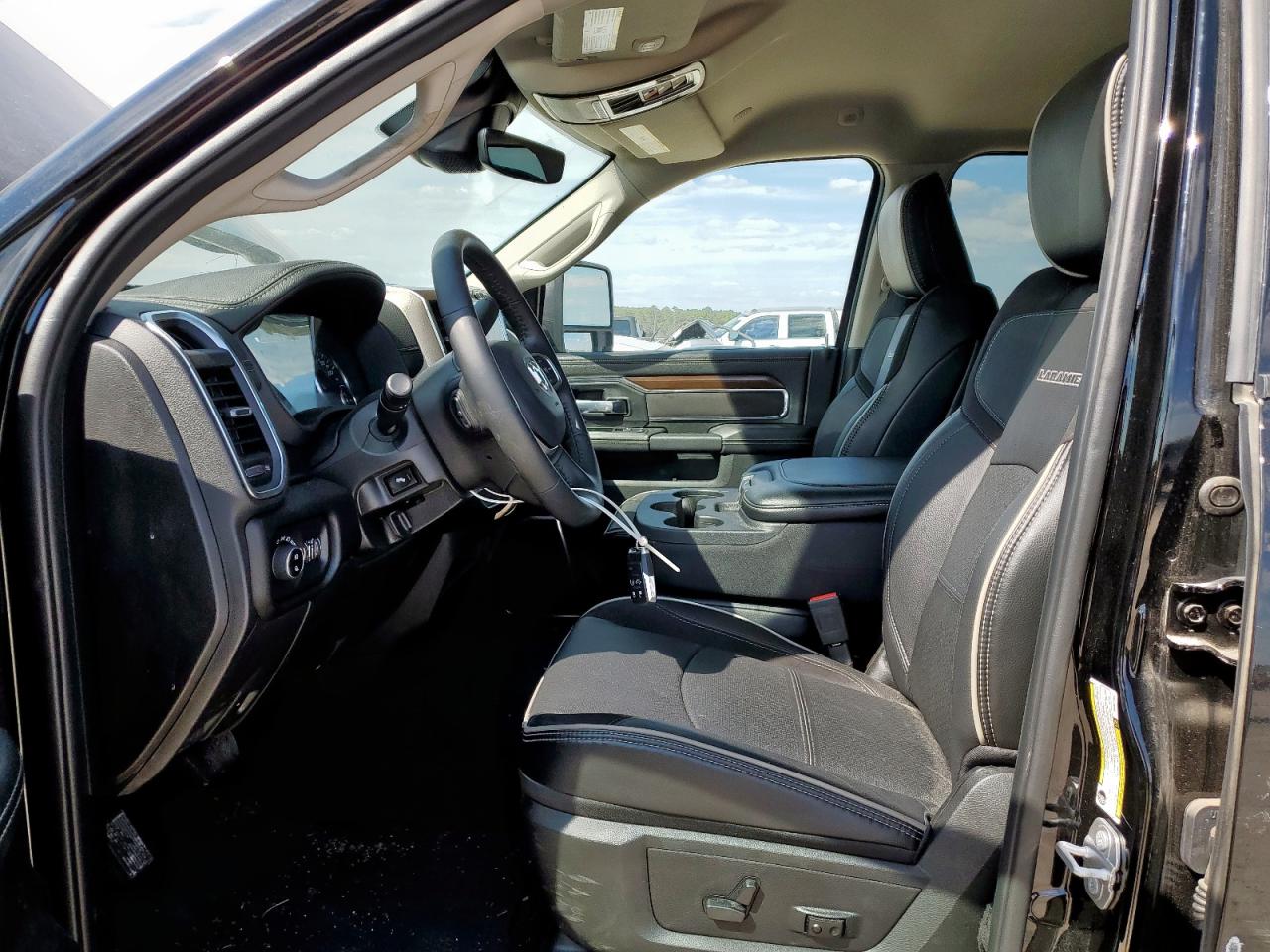 2024 Ram 2500 Laramie VIN: 3C6UR5FL1RG401983 Lot: 84635265