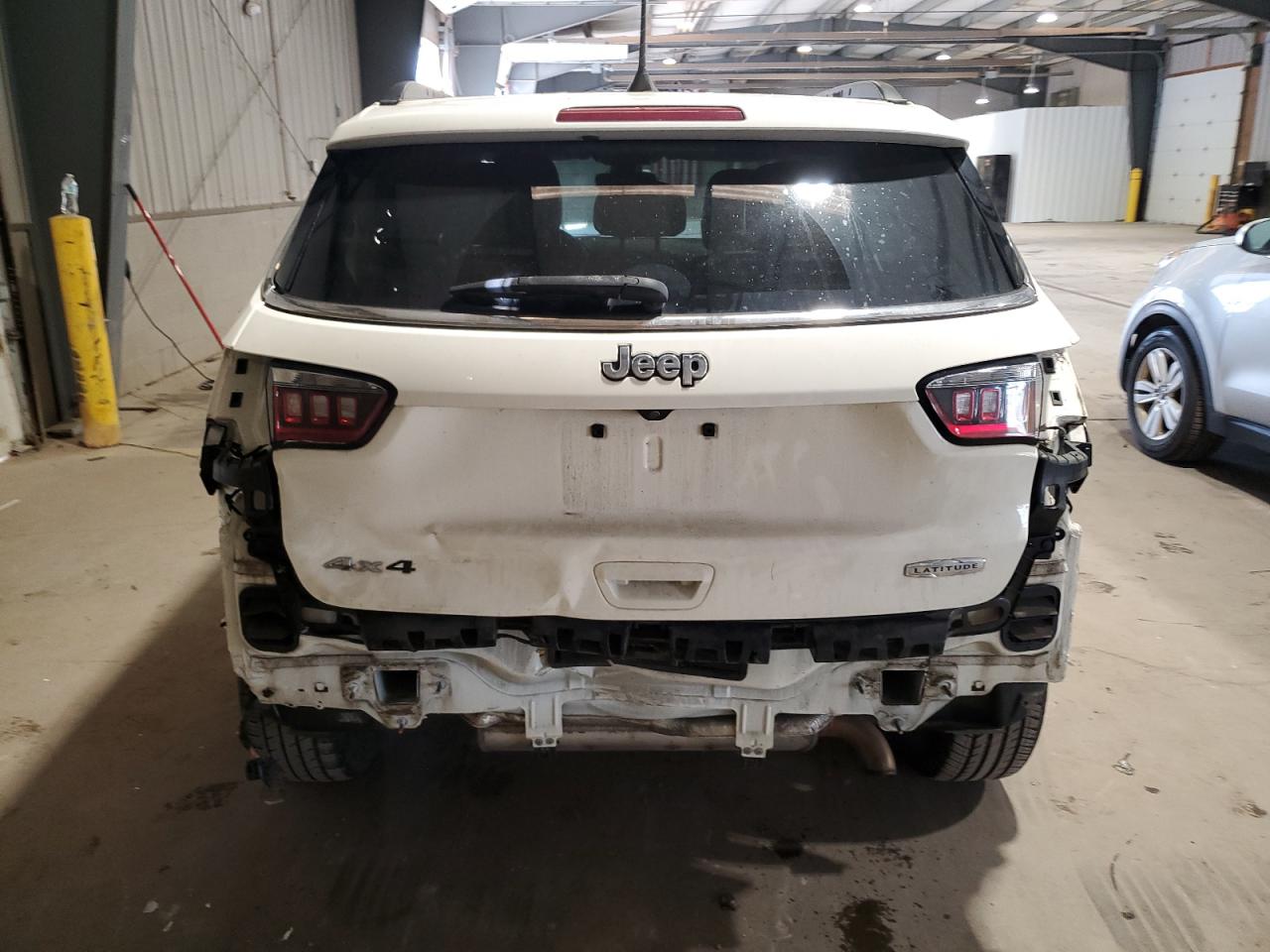 2019 Jeep Compass Latitude VIN: 3C4NJDBB3KT653419 Lot: 71898195