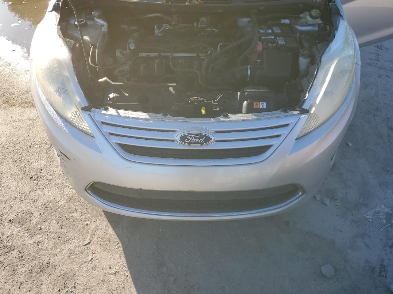 2011 Ford Fiesta S VIN: 3FADP4AJXBM147508 Lot: 81395555