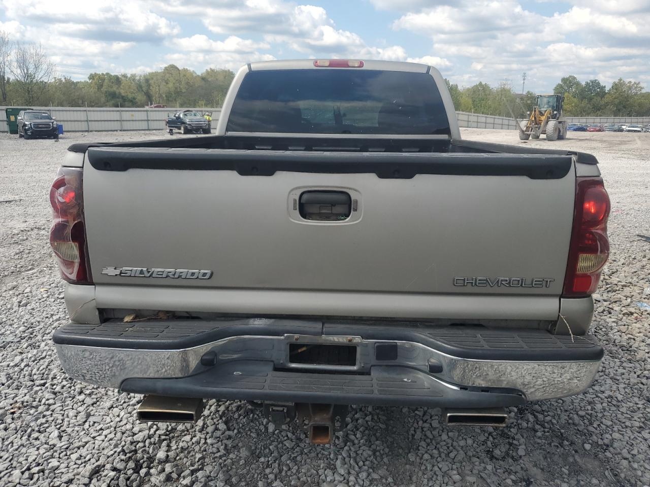 2003 Chevrolet Silverado C1500 VIN: 2GCEC19T231258044 Lot: 84606025