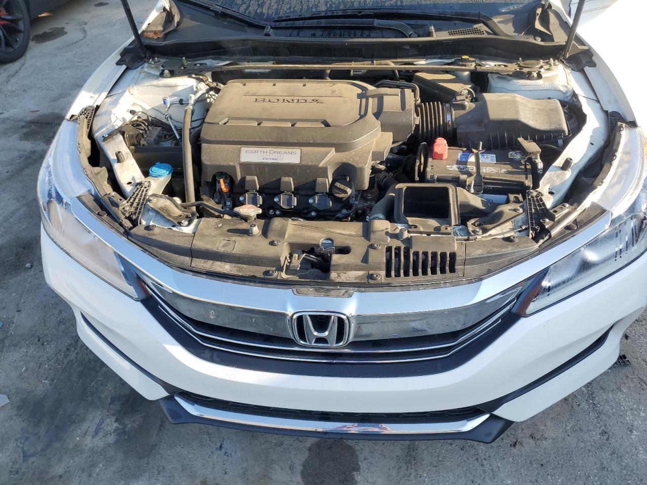 2016 Honda Accord Exl VIN: 1HGCR3F88GA023534 Lot: 84283995