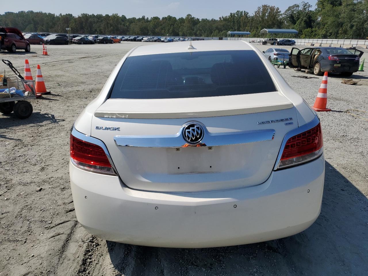 2011 Buick Lacrosse Cxl VIN: 1G4GC5EC2BF121680 Lot: 81018925