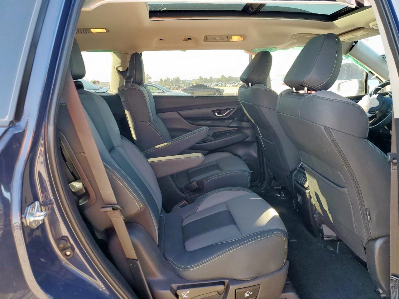 2023 Subaru Ascent Limited VIN: 4S4WMAKD9P3425502 Lot: 81899735