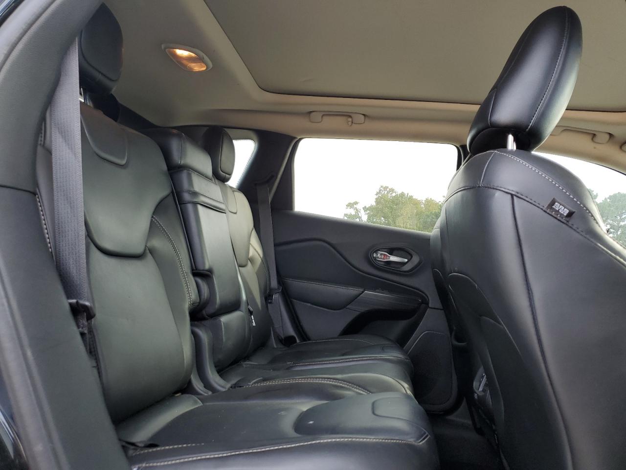 2015 Jeep Cherokee Limited VIN: 1C4PJLDB4FW722571 Lot: 71774095