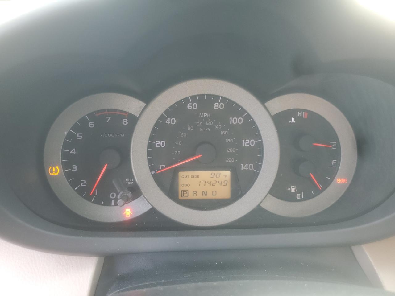 2007 Toyota Rav4 VIN: JTMBD33V775062143 Lot: 81819625