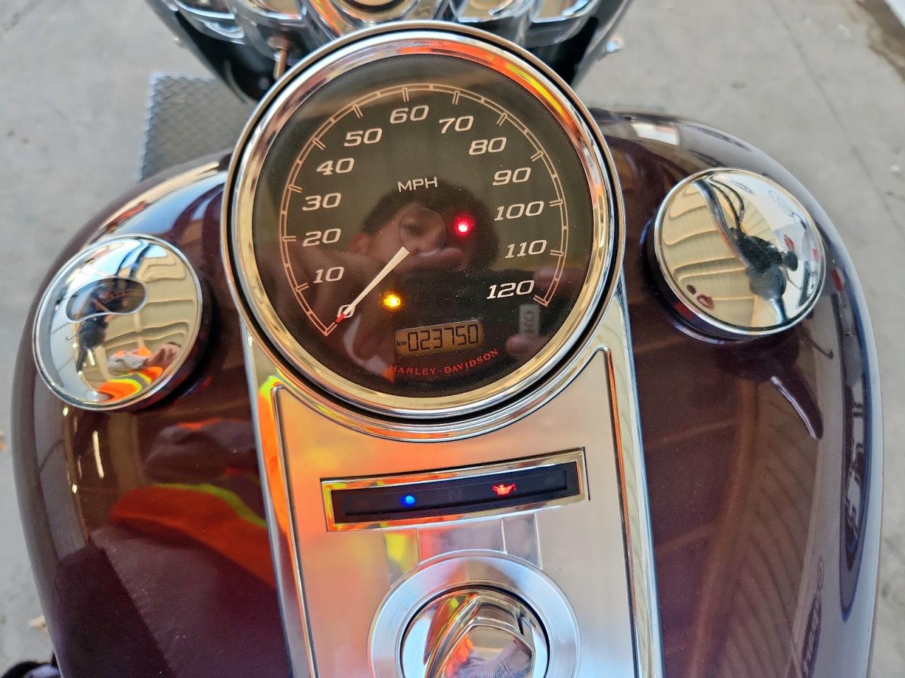 2018 Harley-Davidson Flhr Road King VIN: 1HD1FBC19JB604220 Lot: 81621835