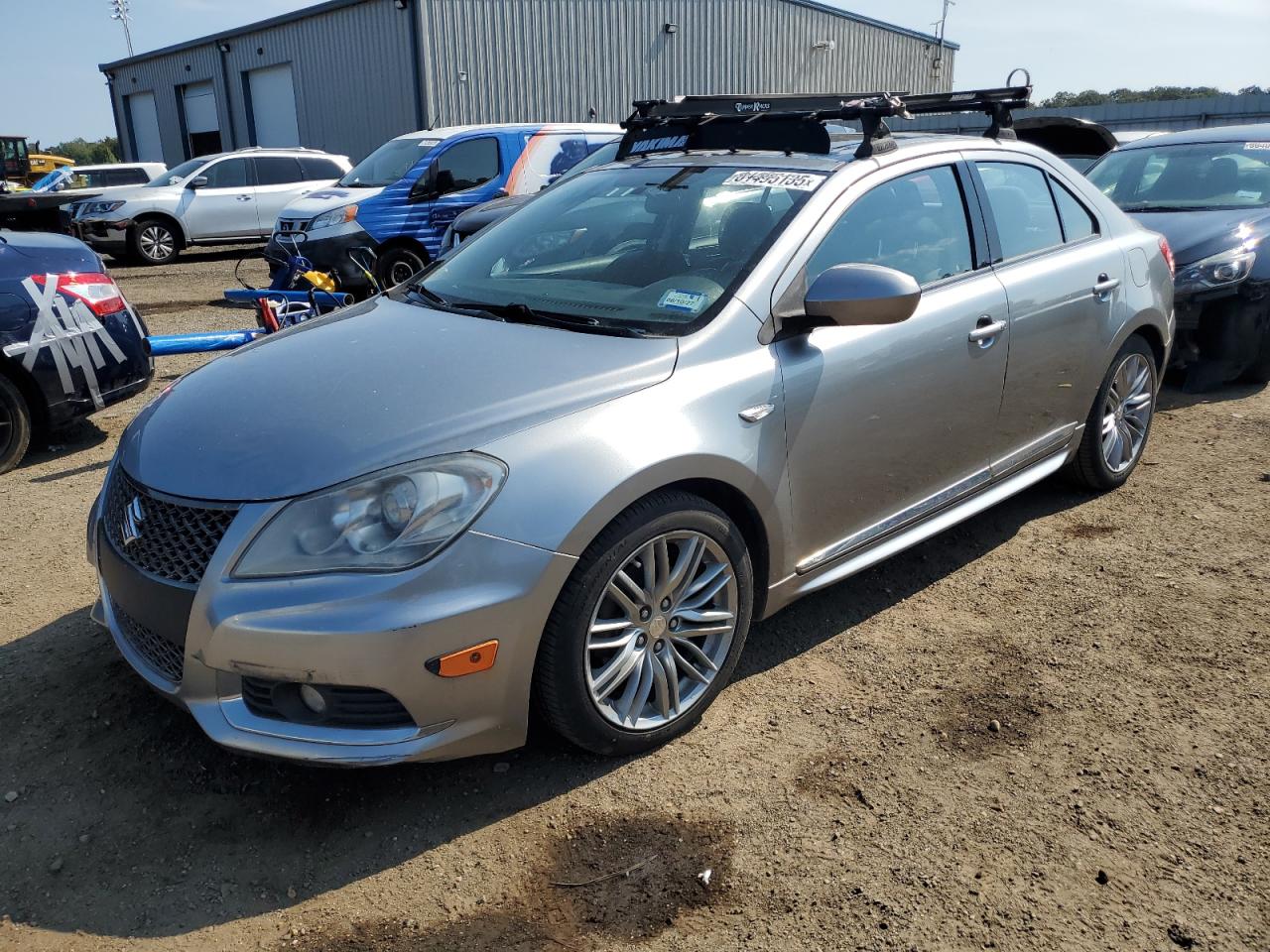 SUZUKI KIZASHI 2011. Lot# 81495135. VIN JS2RF9A69B6110533. Photo 1