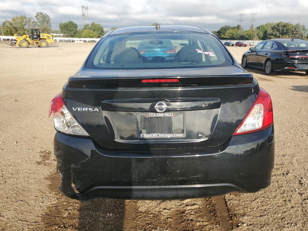 2017 Nissan Versa S VIN: 3N1CN7AP9HL807377 Lot: 82075355