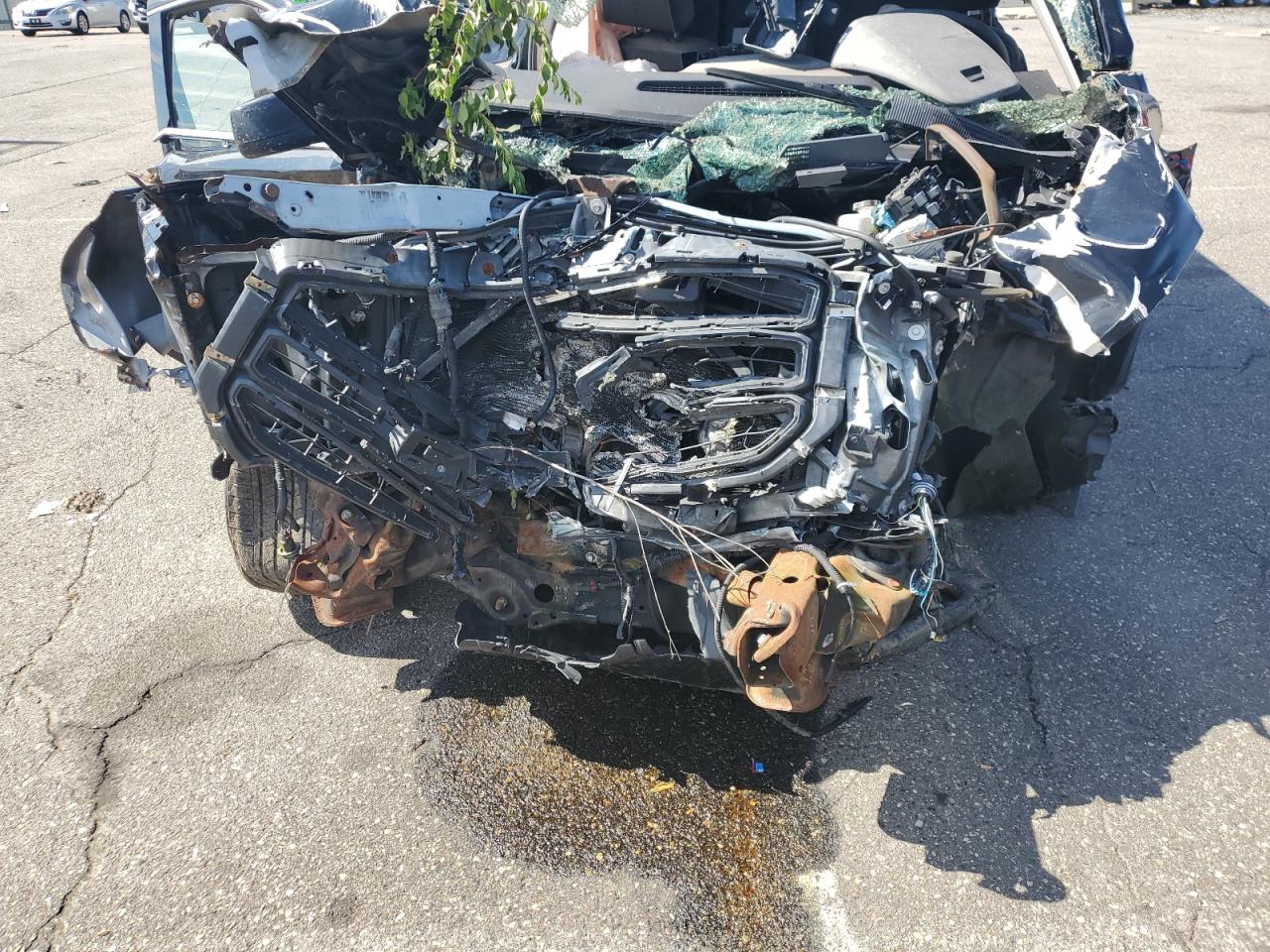 2019 GMC Yukon Xl K1500 Slt VIN: 1GKS2GKC9KR395267 Lot: 85840365