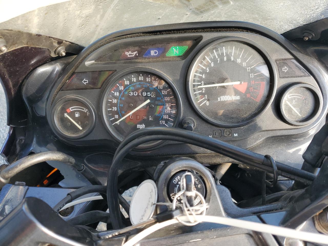 1998 Kawasaki Zx600 E VIN: JKAZX4E14WB513562 Lot: 71877075