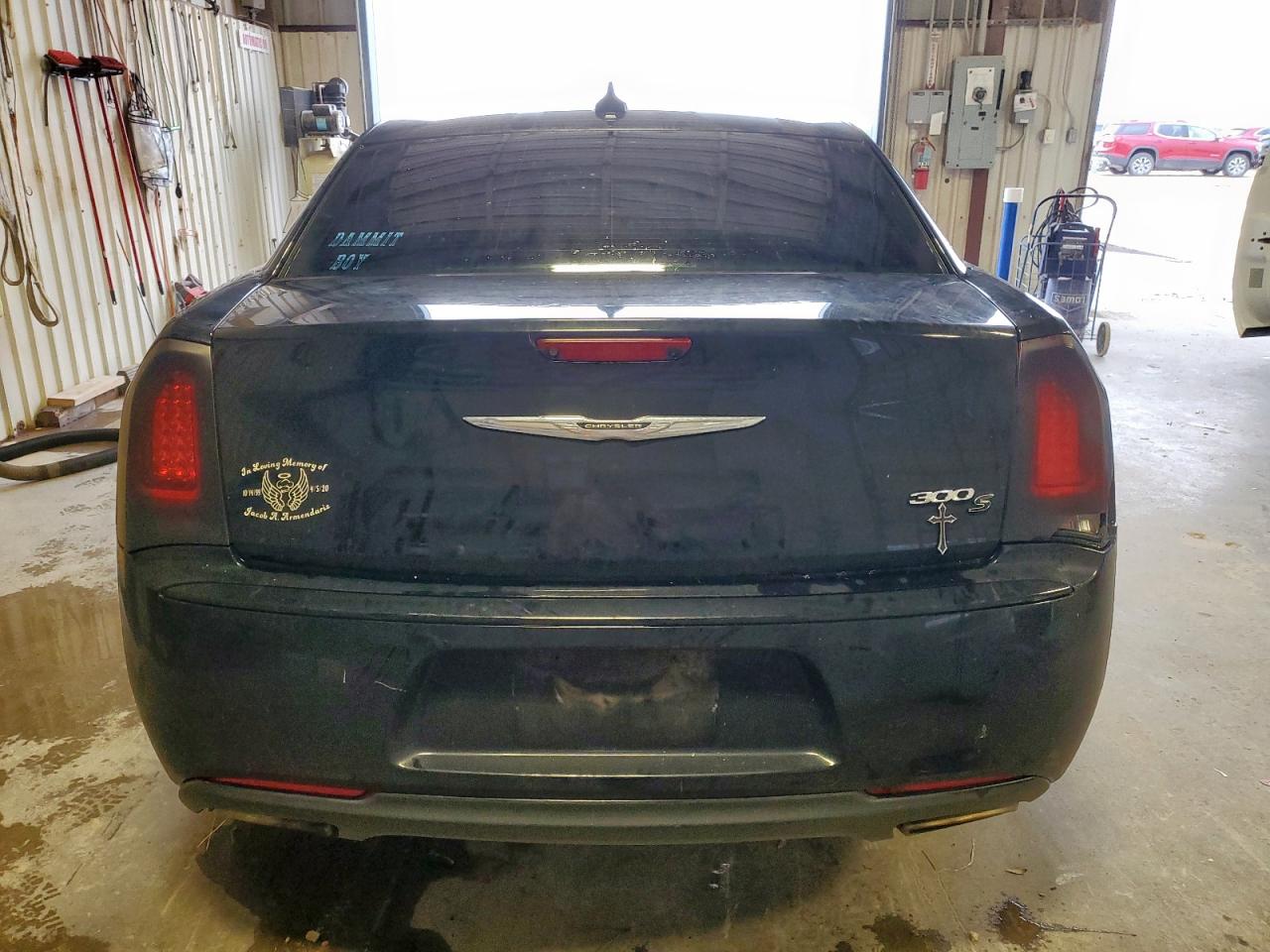 2015 Chrysler 300 S VIN: 2C3CCABG0FH872269 Lot: 82169685
