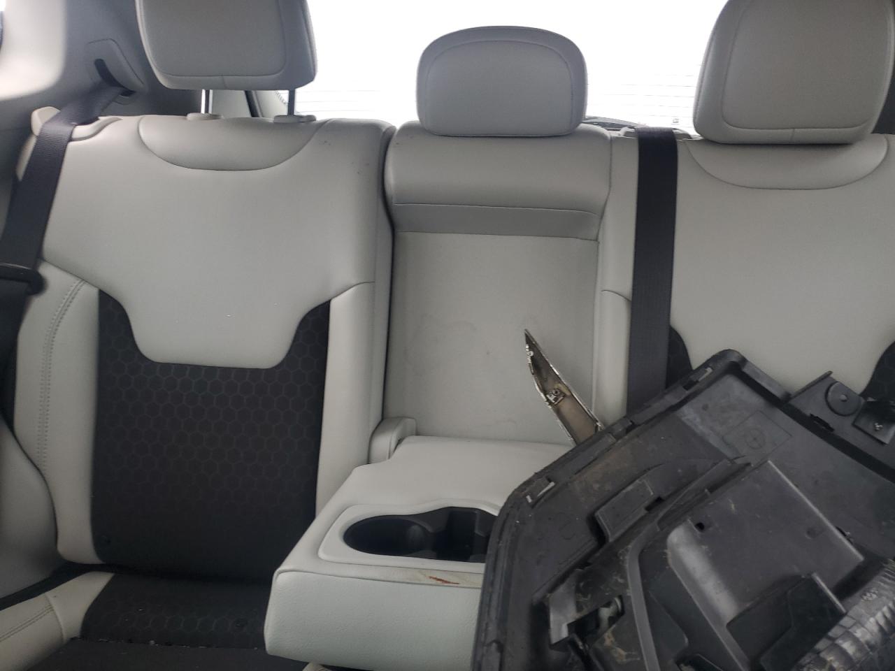 2019 Jeep Compass Latitude VIN: 3C4NJCBBXKT832292 Lot: 84271705