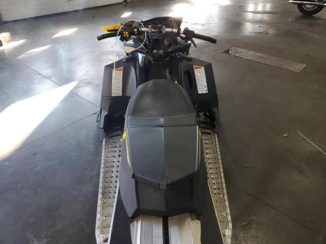 2015 SKIDOO MXZ SPORT  