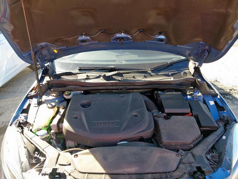 2017 VOLVO V40 D2 [120] R DESIGN NAV PLUS 5DR