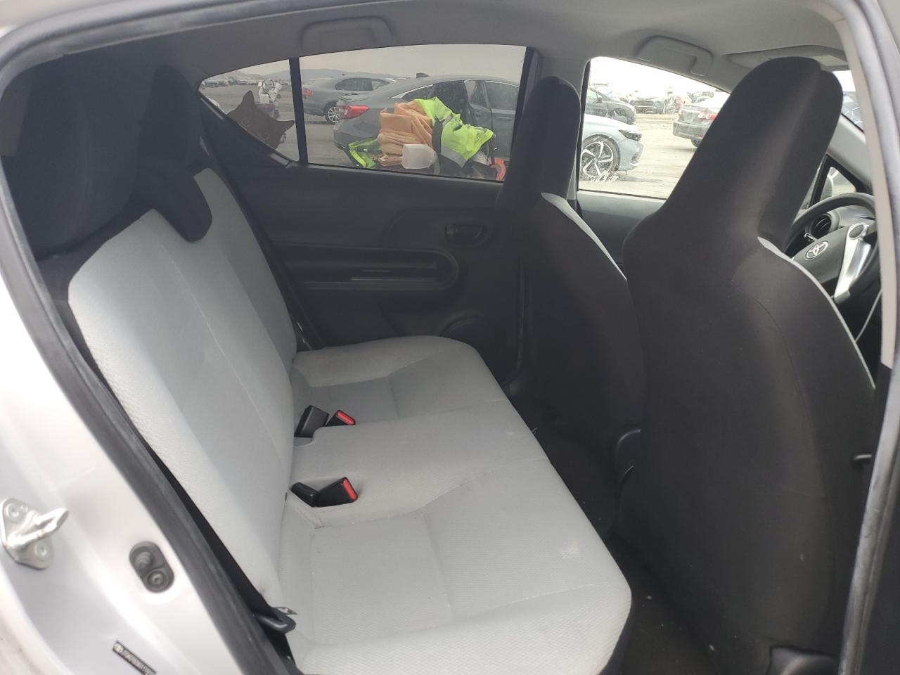 2016 Toyota Prius C VIN: JTDKDTB3XG1119104 Lot: 81838855