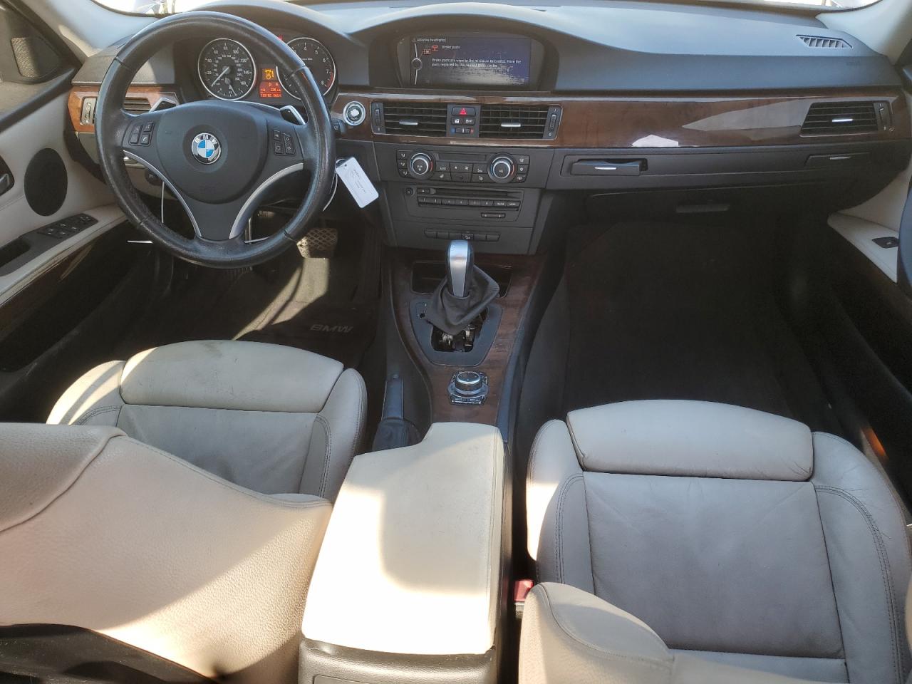 2011 BMW 335 Xi VIN: WBAPL5G53BNN22533 Lot: 84400845