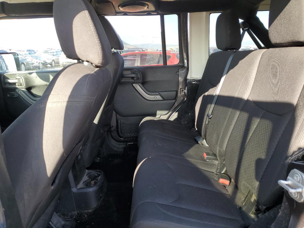 2014 Jeep Wrangler Unlimited Sport VIN: 1C4BJWDG4EL297845 Lot: 81211195