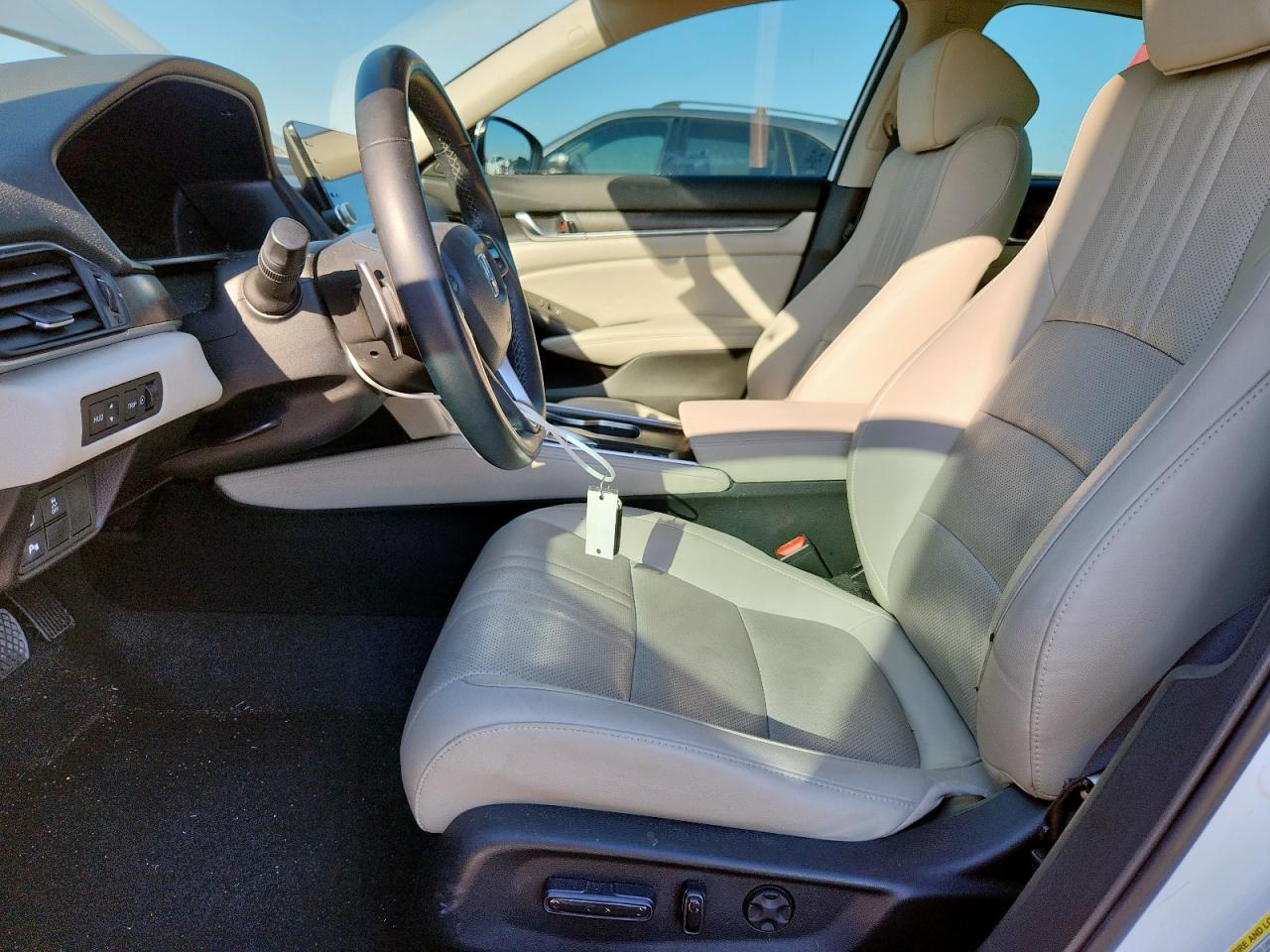 2021 Honda Accord Touring VIN: 1HGCV2F94NA013630 Lot: 84469305