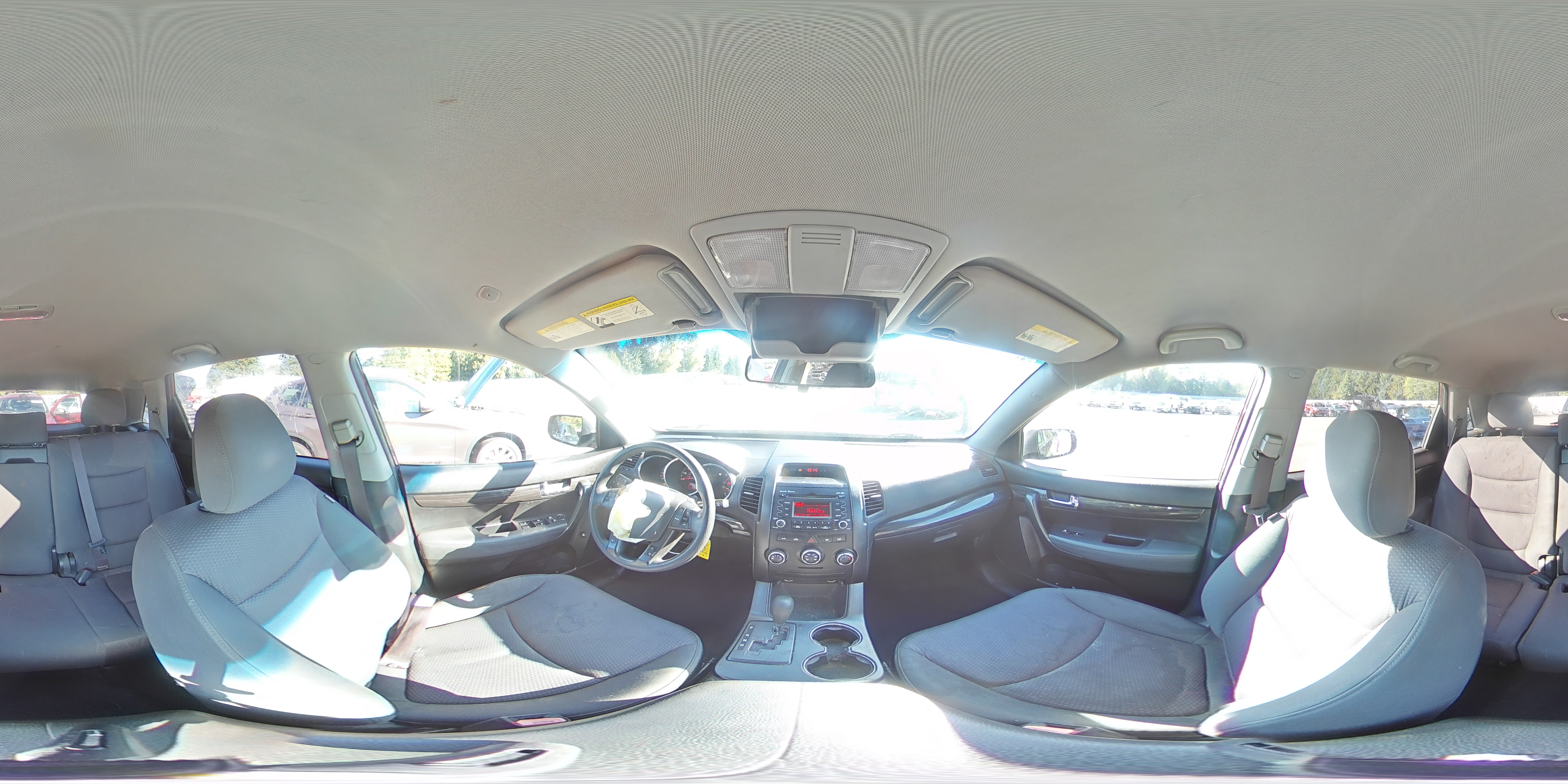 2011 Kia Sorento Base VIN: 5XYKTDA22BG151555 Lot: 81687375