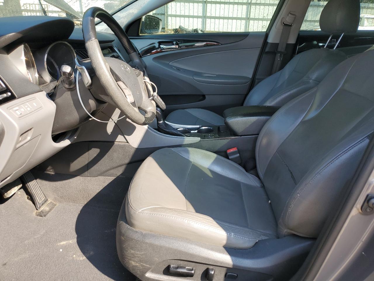 2012 Hyundai Sonata Se VIN: 5NPEC4AB5CH452697 Lot: 81179065