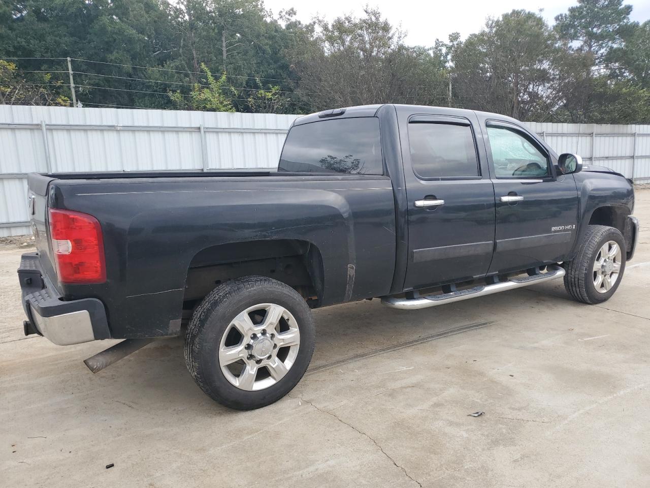 2008 Chevrolet Silverado C2500 Heavy Duty VIN: 1GCHC23K08F111241 Lot: 84767425