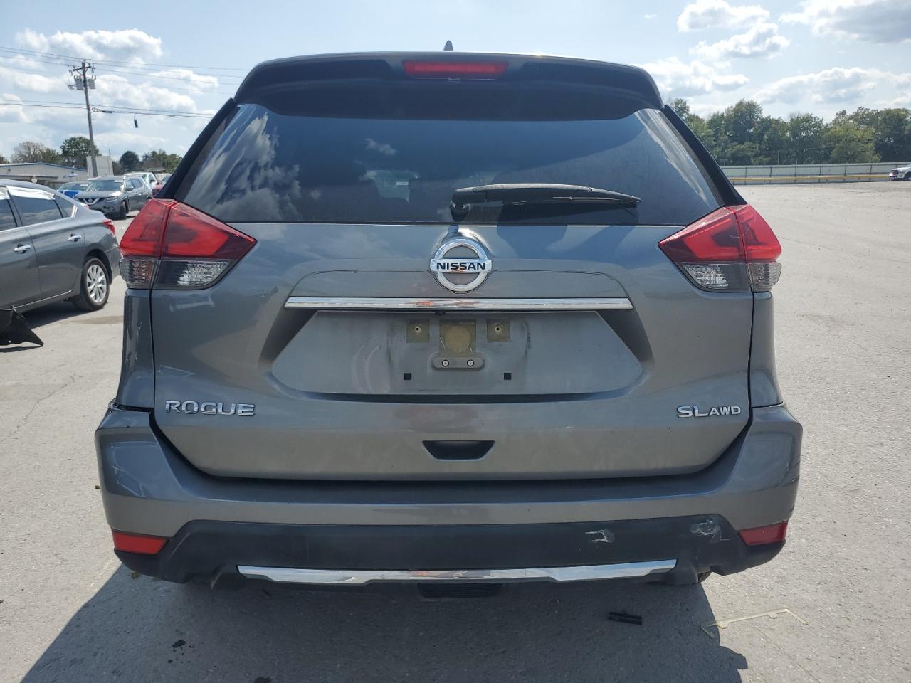 2018 Nissan Rogue S VIN: JN8AT2MVXJW318580 Lot: 80207255