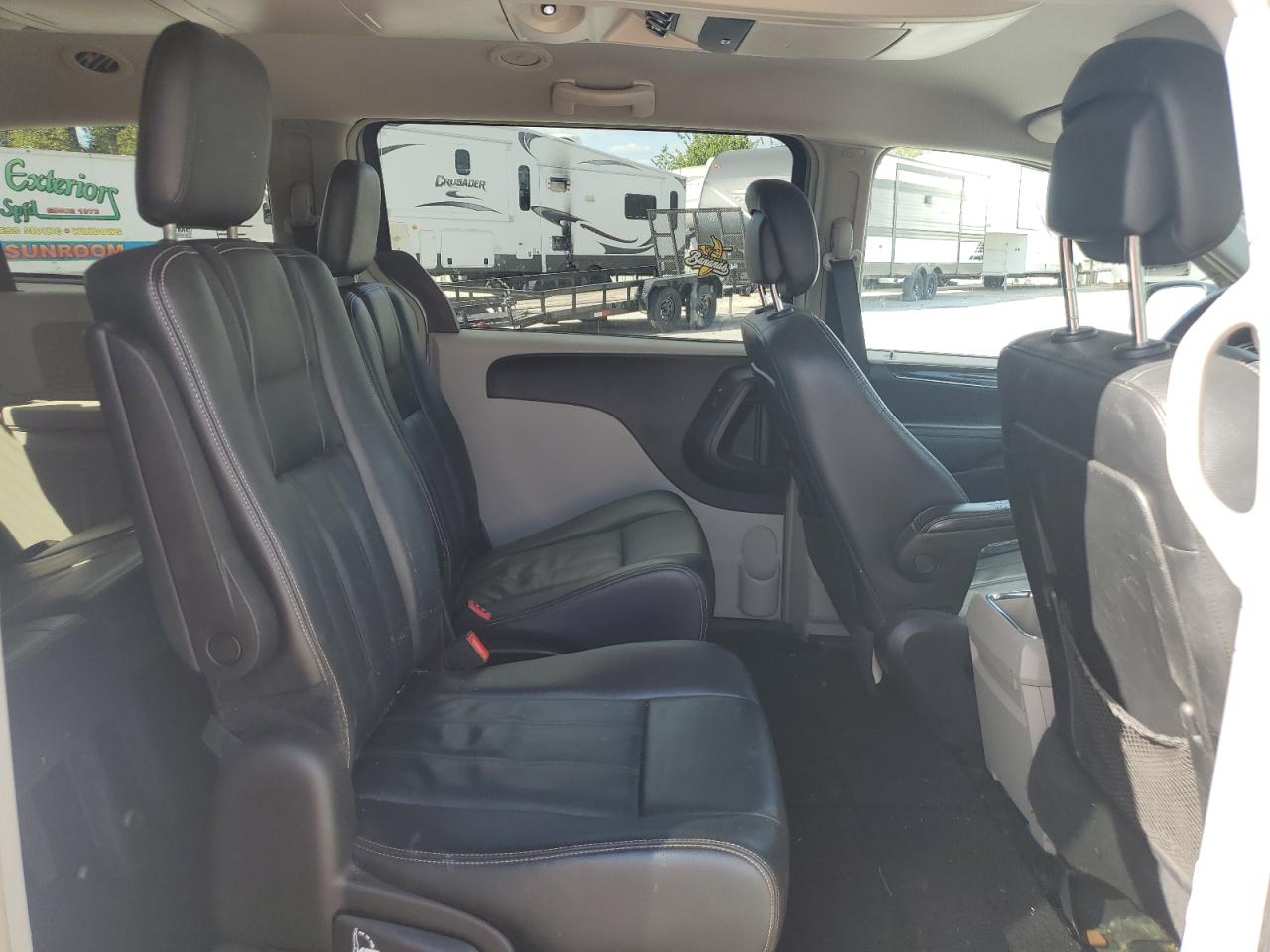 2014 Chrysler Town & Country Touring VIN: 2C4RC1BG0ER271085 Lot: 84253675