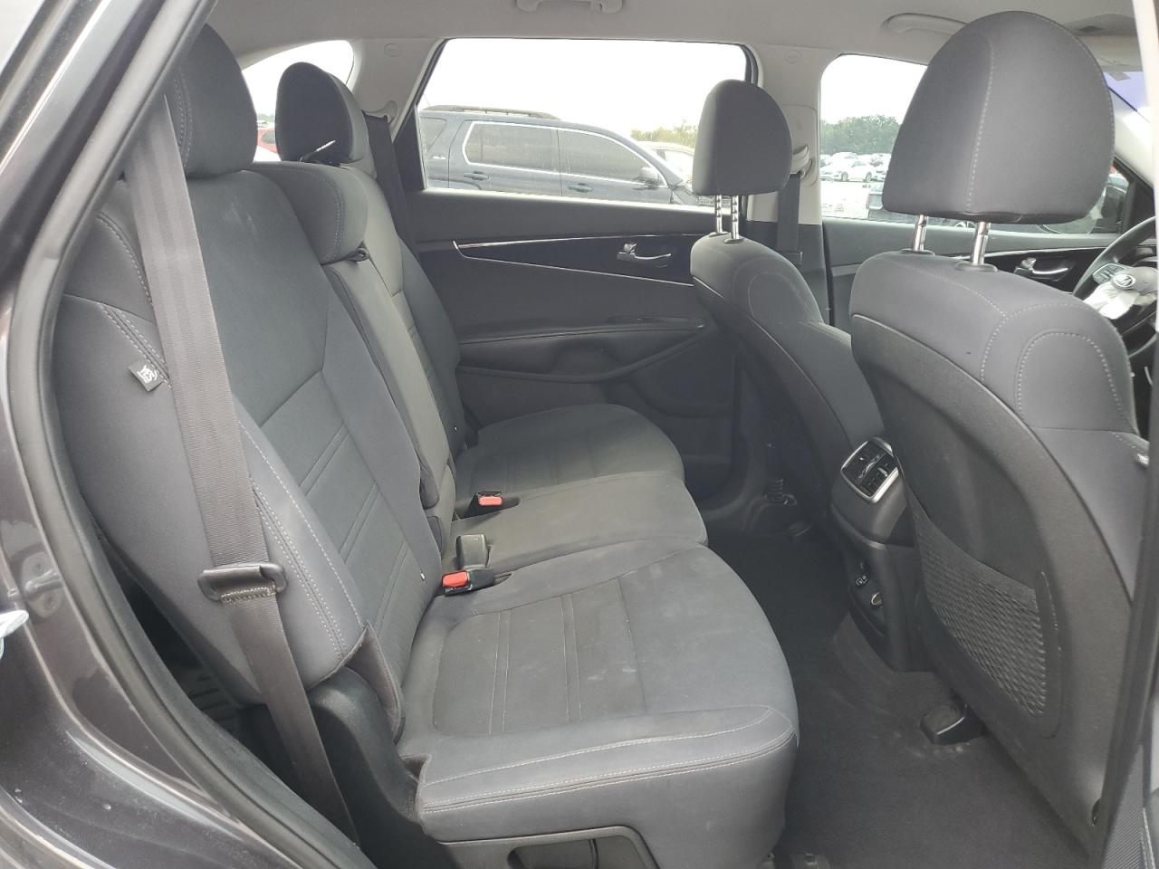 2019 Kia Sorento Lx VIN: 5XYPGDA53KG445695 Lot: 81519585