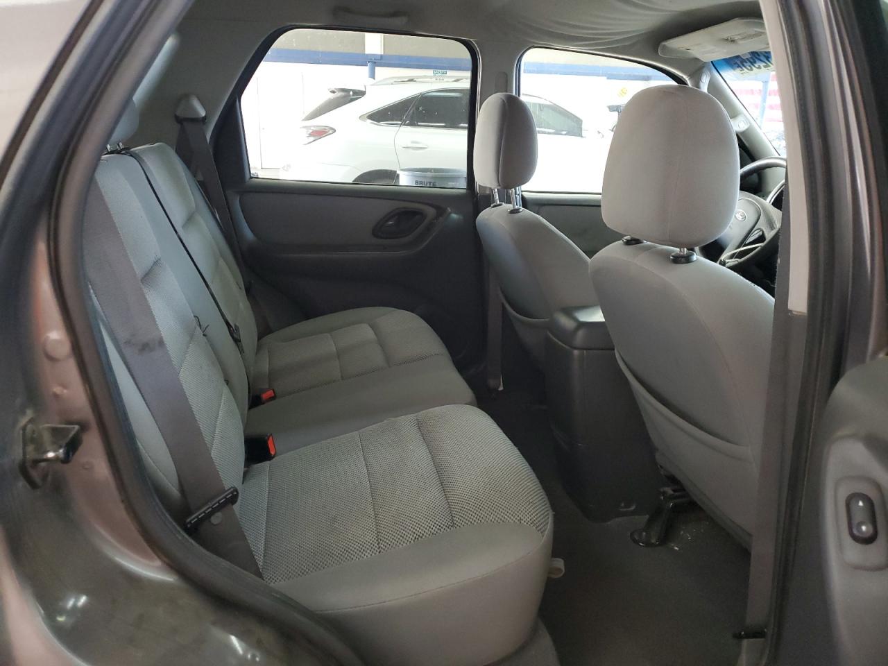 2005 Ford Escape Xlt VIN: 1FMYU931X5KA56762 Lot: 84283295