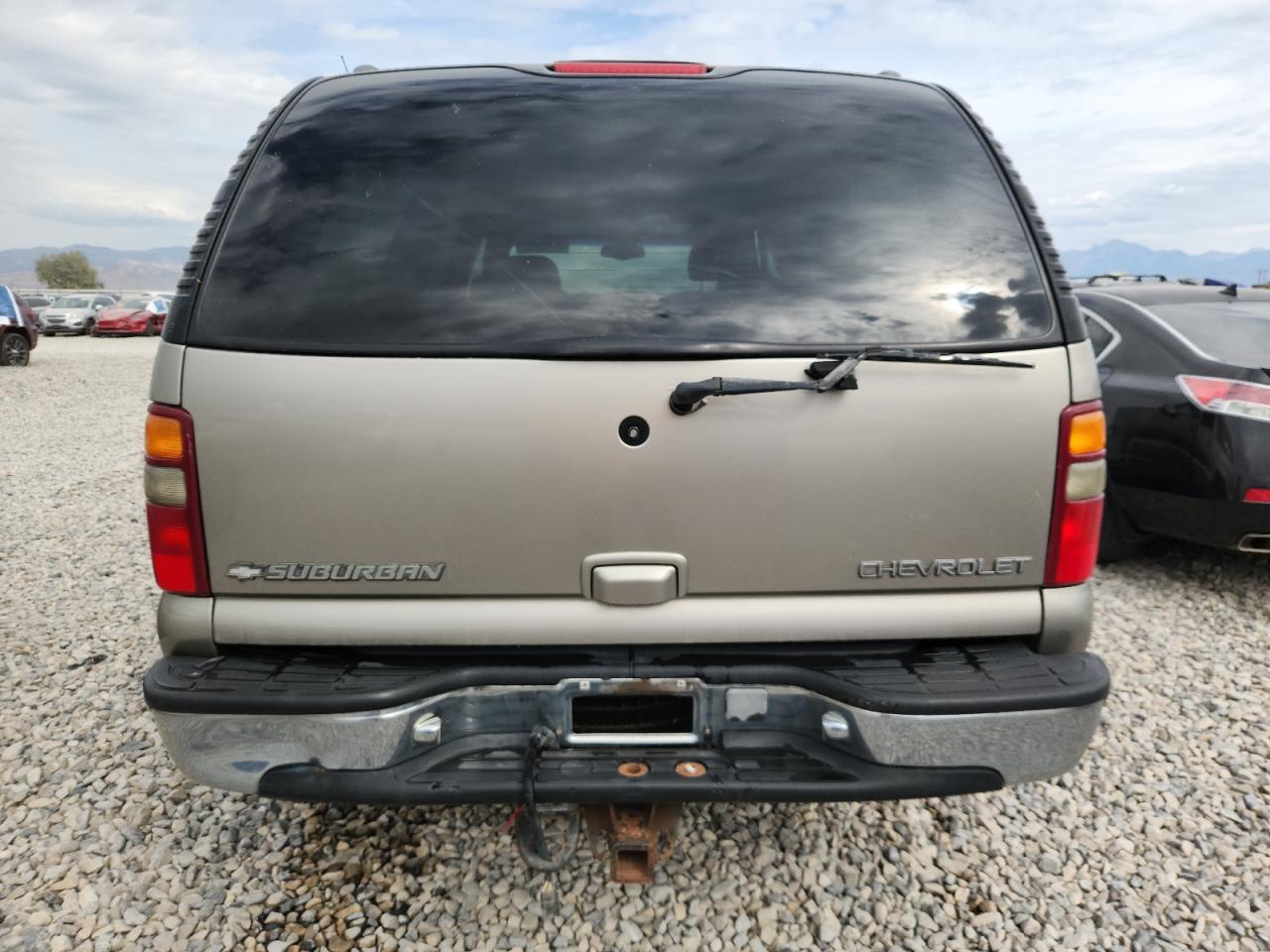 2001 Chevrolet Suburban K1500 VIN: 3GNFK16T71G175944 Lot: 71738985