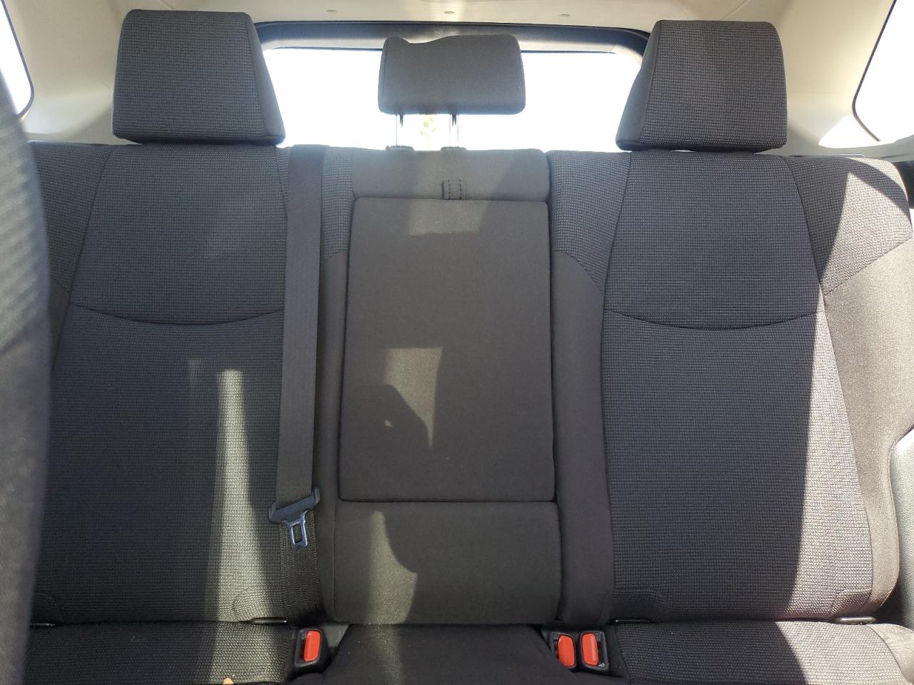 2025 Toyota Rav4 Le VIN: JTMMWRFV6SD292384 Lot: 71930025