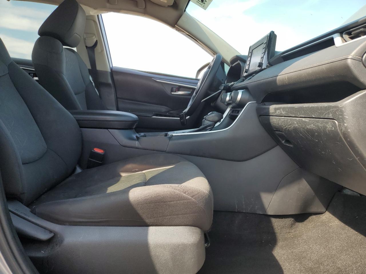 2021 Toyota Rav4 Xle VIN: 2T3W1RFV2MW161529 Lot: 71708305