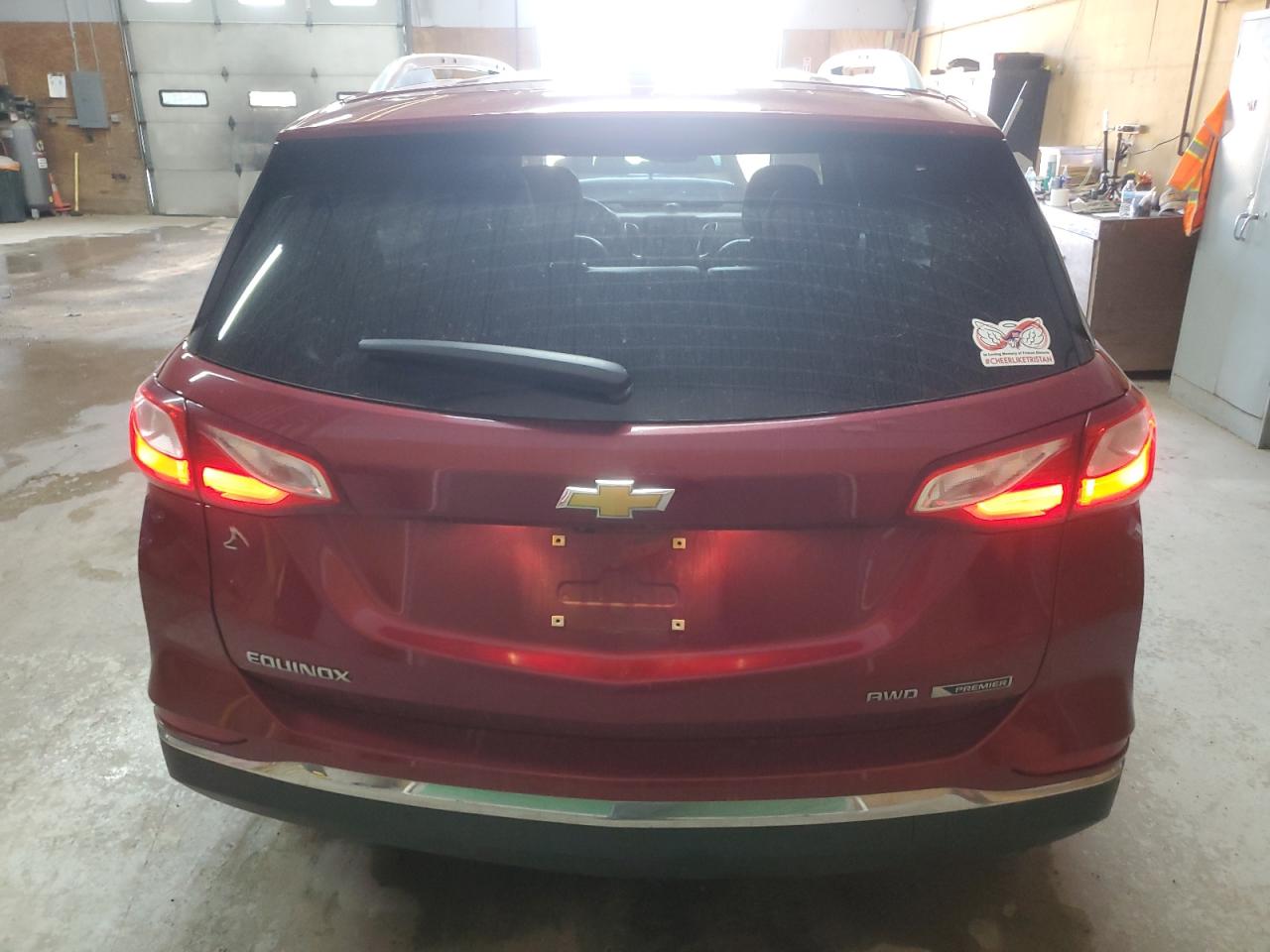 2018 Chevrolet Equinox Premier VIN: 3GNAXVEV8JS564269 Lot: 81021505