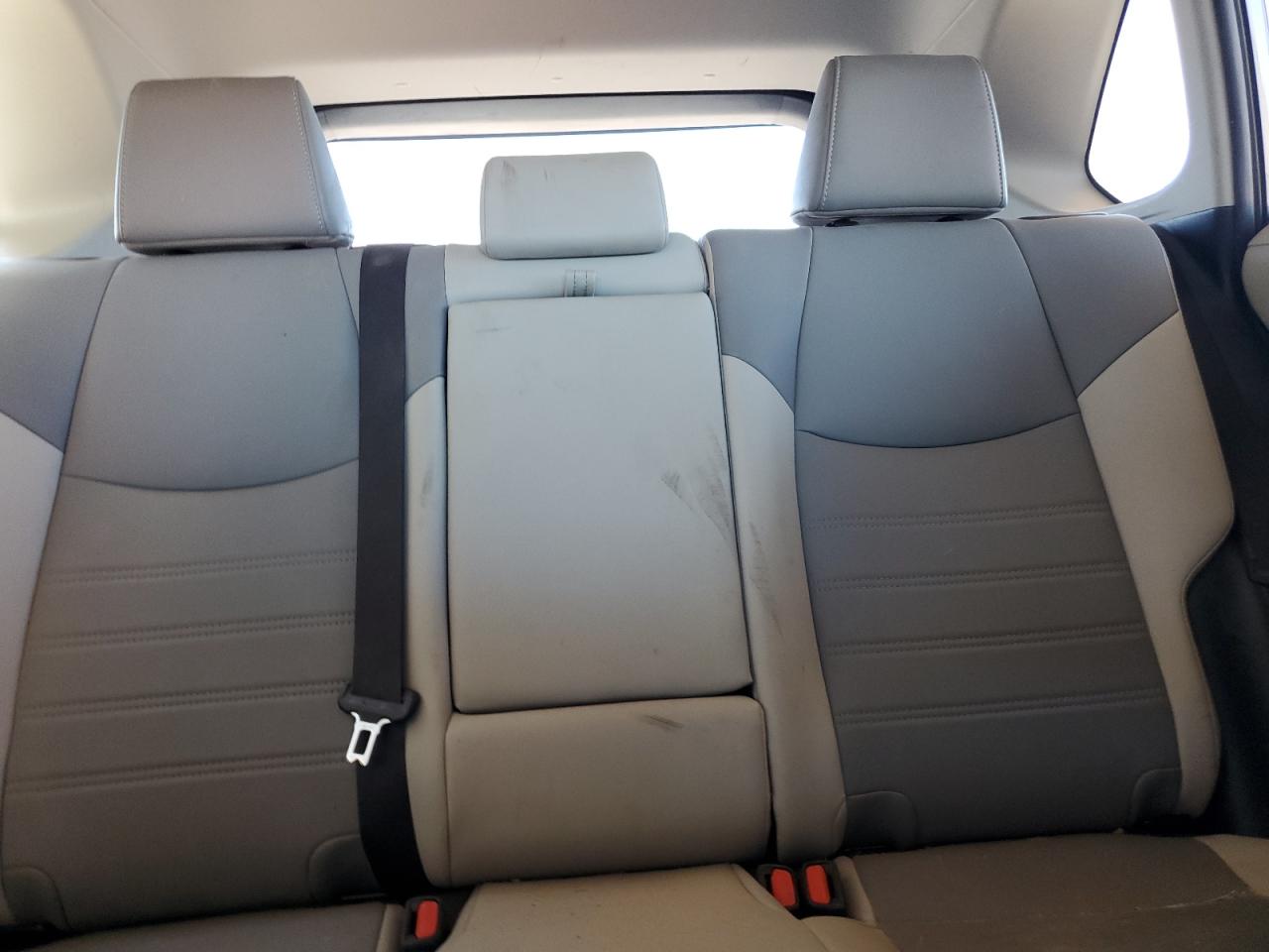 2021 Toyota Rav4 Xle Premium VIN: 2T3A1RFV5MC174433 Lot: 72037575