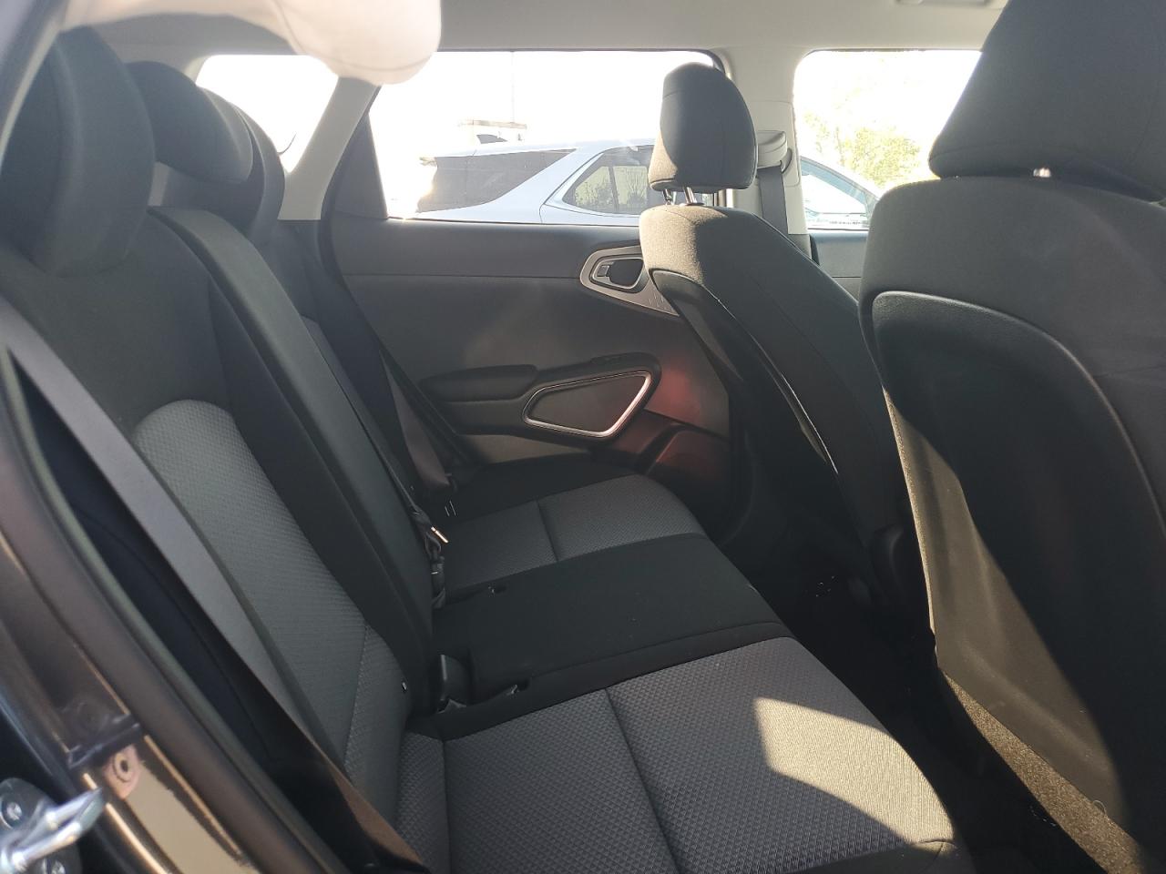 2023 Kia Soul Lx VIN: KNDJ23AU0P7890423 Lot: 81503835