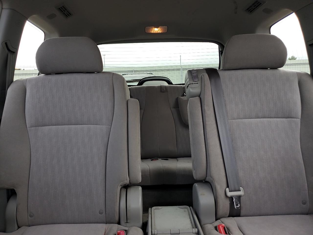 2008 Toyota Highlander Hybrid VIN: JTEEW41A882018261 Lot: 81700345