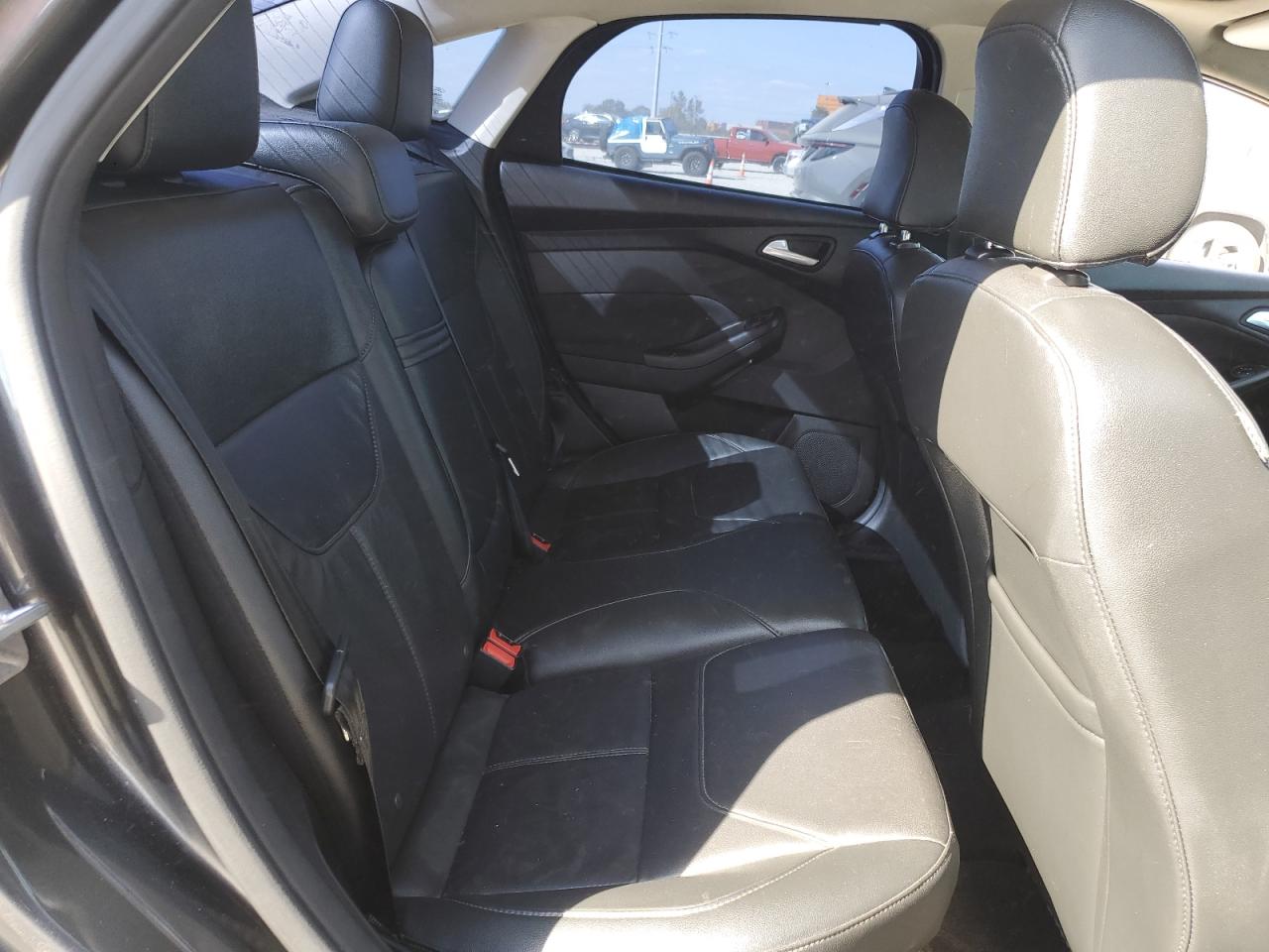 2016 Ford Focus Se VIN: 1FADP3F29GL328670 Lot: 80875965