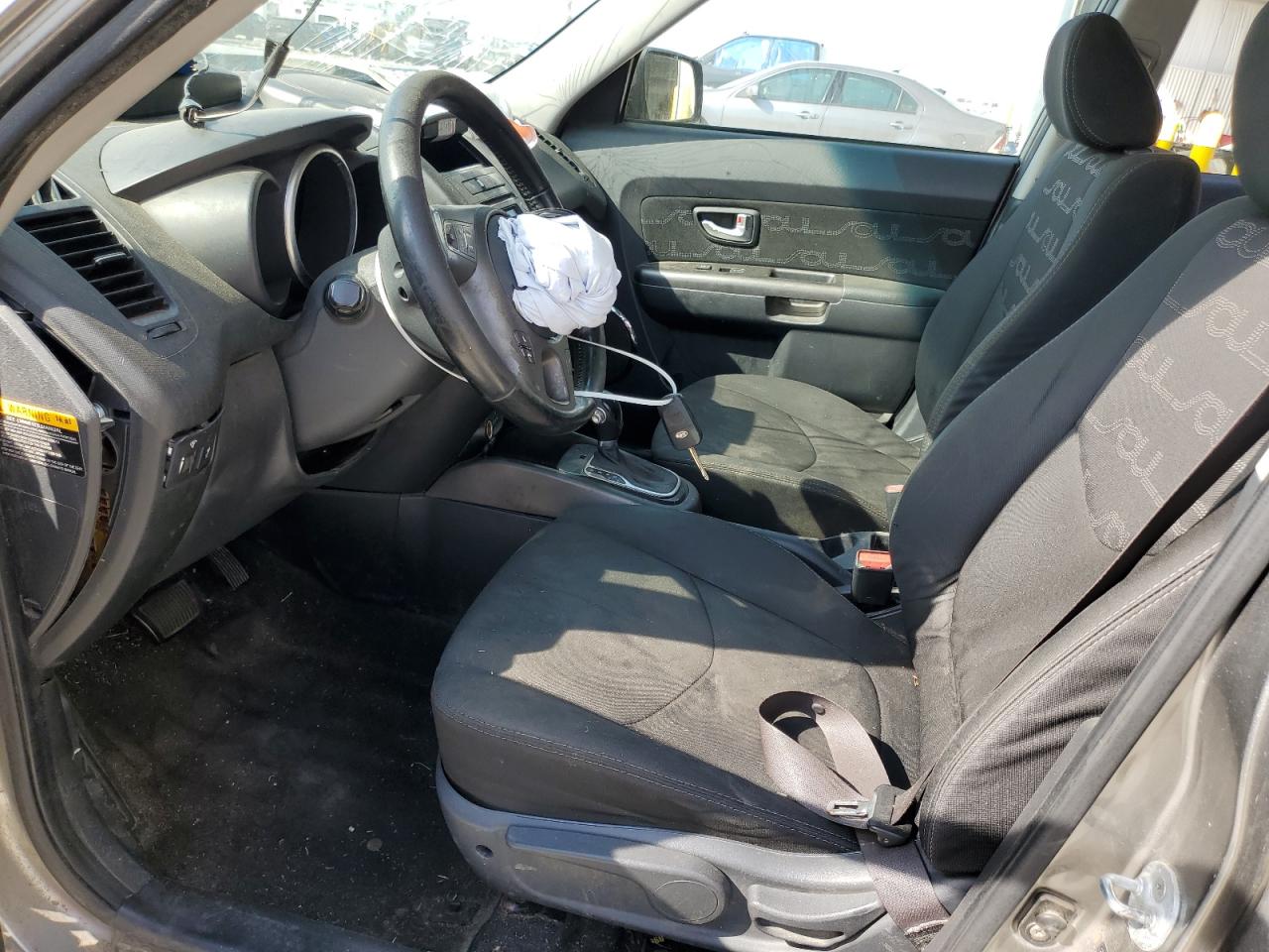 2013 Kia Soul + VIN: KNDJT2A60D7561287 Lot: 80363385