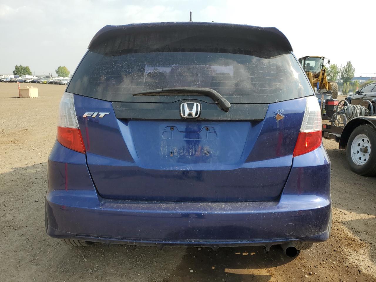 2013 Honda Fit Lx VIN: LUCGE8G51D3004753 Lot: 69306175
