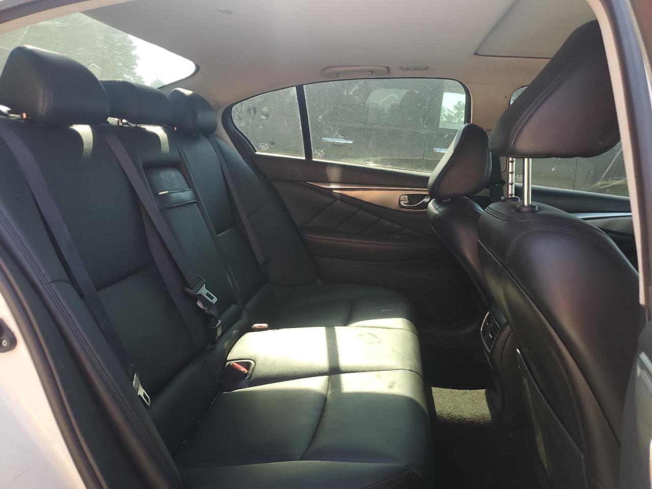 2016 Infiniti Q50 Base VIN: JN1CV7AR9GM252176 Lot: 81739175