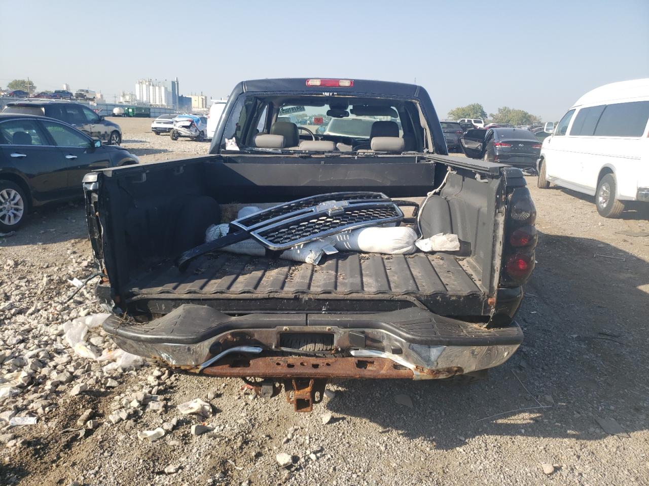 2006 Chevrolet Silverado K1500 VIN: 2GCEK13T061202555 Lot: 84741025