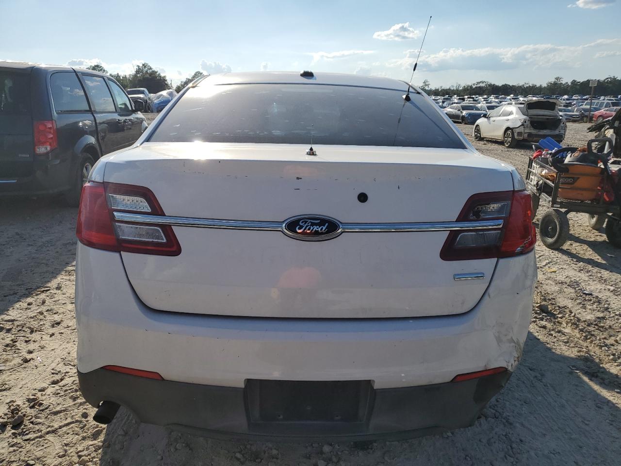 2013 Ford Taurus Police Interceptor VIN: 1FAHP2M89DG198137 Lot: 71433475