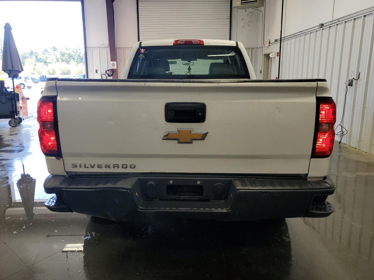 2018 Chevrolet Silverado K1500 VIN: 3GCUKNEC0JG432340 Lot: 84440585