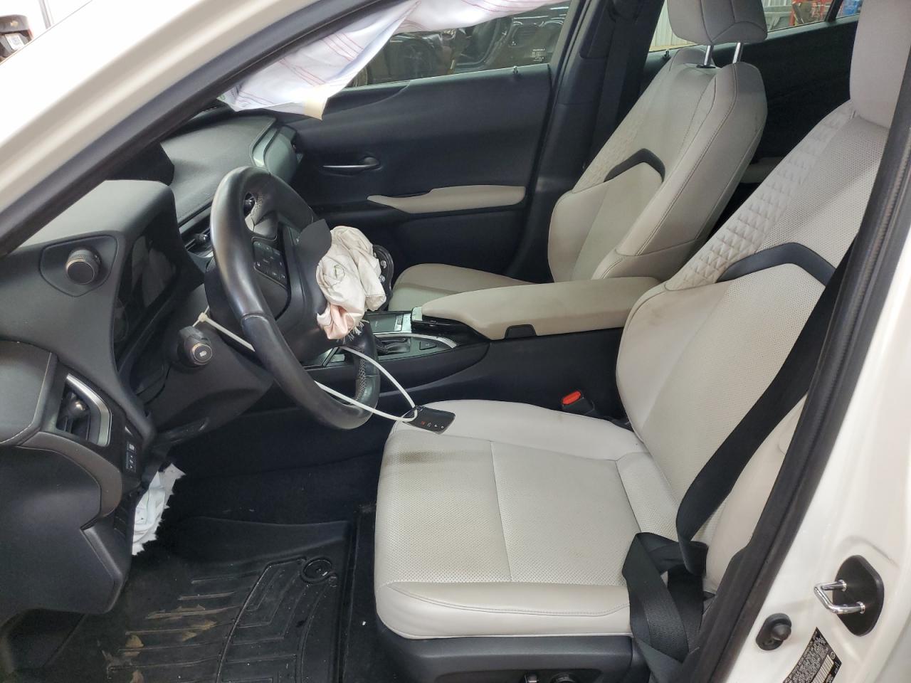 2019 Lexus Ux 200 VIN: JTHY3JBH9K2017081 Lot: 81448935